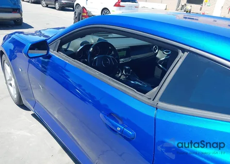 2018 Chevrolet Camaro 1Lt from USA, damaged, VIN 1G1FB1RX0J0141879